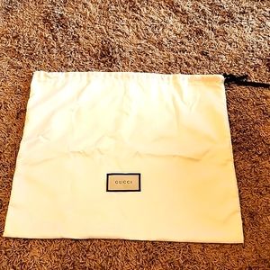 Gucci dust bag